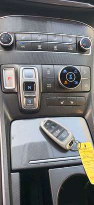 Hyundai Santafe image 5