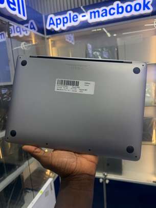 MacBook Pro M2 Ram 16Go SSD 512Go 13” image 4