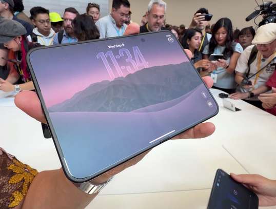 iPhone 18pro Max SIM physique 1Terra image 9