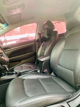 Hyundai avante 2018 image 8