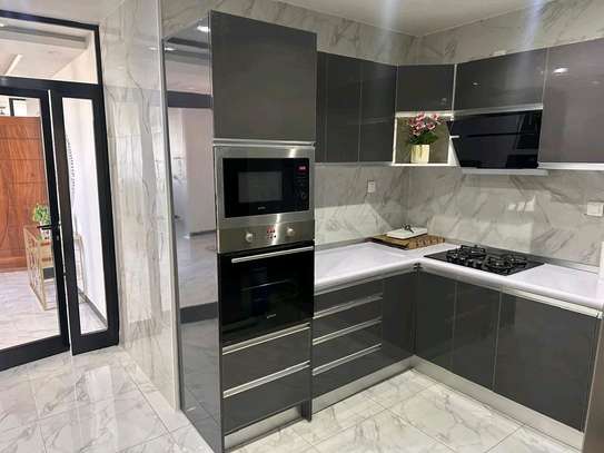 Appartement F5 à vendre au Point E image 6