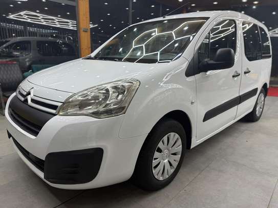 citroen berlingo 2019 image 12