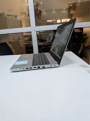 HP Probook 15 pouces  8e i5 16g de ram 256 image 3