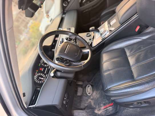 RANGE ROVER EVOQUE 2021 ESSENCE image 12