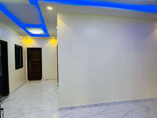 APPARTEMENT F4. KEUR MASSAR SOTRAC image 5