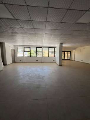 Immeuble R+10 à vendre au Point E image 13