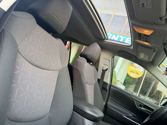 Toyota Rav4 2019 image 12