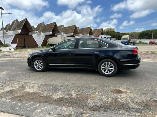 Volkswagen Passat 2018 image 3