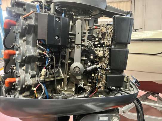 Yamaha 150 CV moteur hors-bord 2T image 4