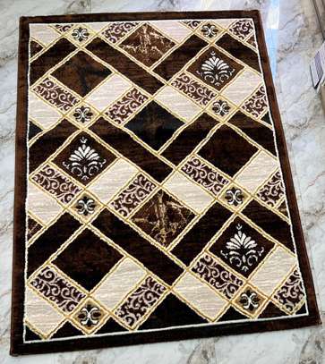 Tapis moderne deux dimensions disponibles image 13