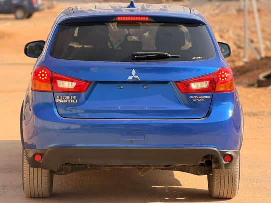 Mitsubishi OUTLANDER  2017 image 10