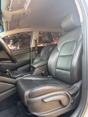 Hyundai Tucson image 7