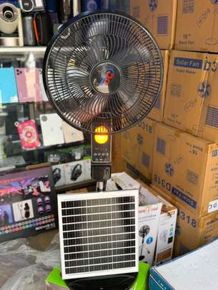 Ventilateur solaire en vente image 2