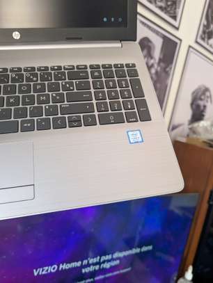 HP 15 i5 8th gen /256gb /8gb ram image 5
