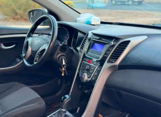 Hyundai Elantra Gt 1.8 image 4