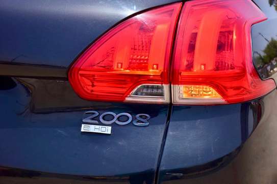 Peugeot  2008 Année 2017 image 6
