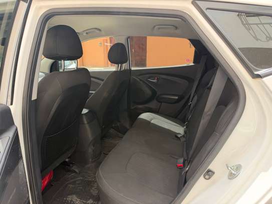 HYUNDAI TUCSON 2015 image 8