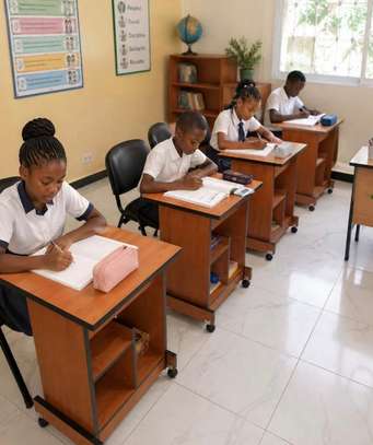 Table bureaux scolaires en bois image 2