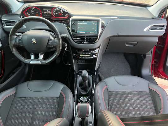 Peugeot 2008 Gt Line 2017 image 5