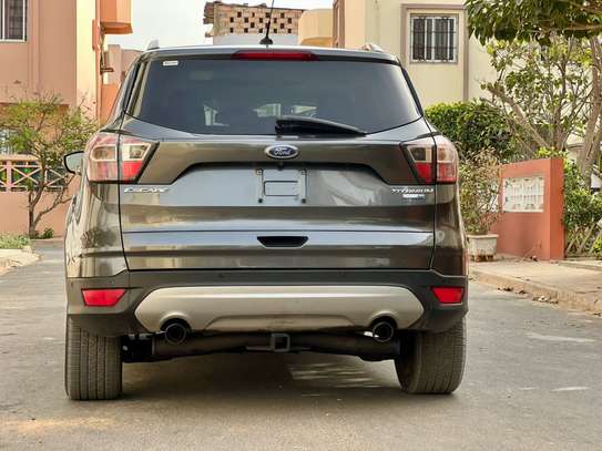 Ford Escape Année 2017 image 4