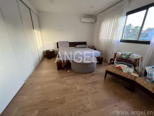 Ref_1620_GL  Villa en R+1 à louer avec jardin aux Almadies image 5