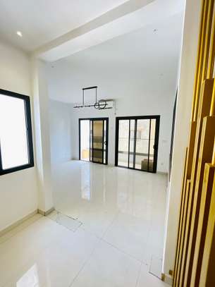 Appartement F4 à louer aux Mamelles image 7