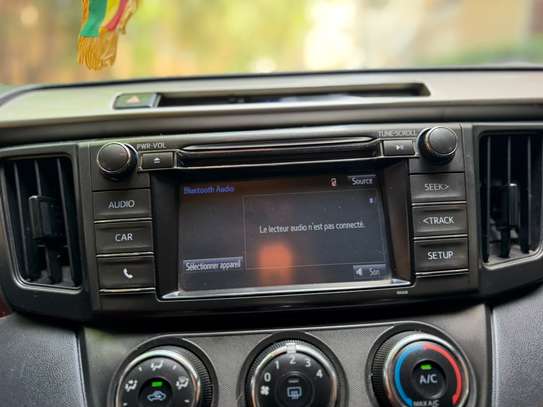 Toyota  rav4 2015 image 9
