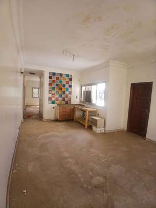 LOCATION VILLA R+2 A USAGE  PROFESSIONNEL - SACRE COEUR 3 image 7