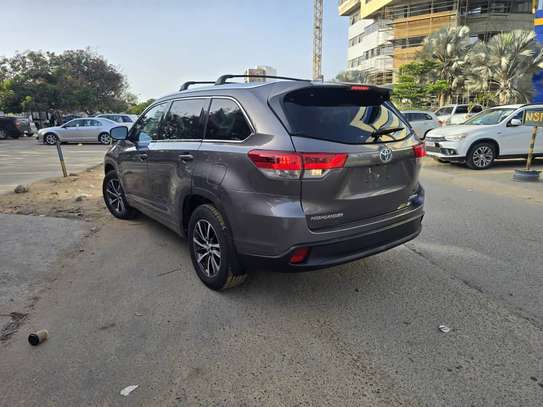 Toyota highlander limited image 7