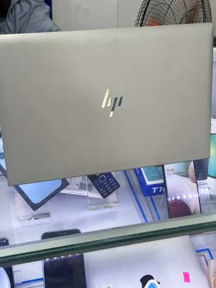 HP EliteBook i5 14 pouces Argent Windows 11 image 4