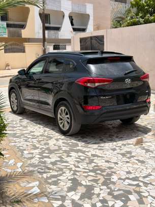 Hyundai Tucson image 8