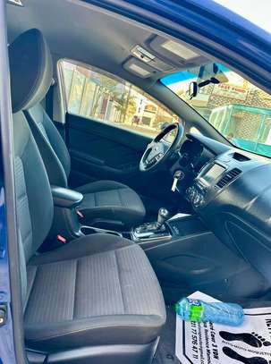 Je vend ma kia forte 2018 automatic essence image 6