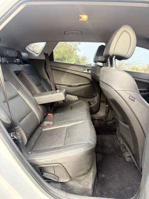 HYUNDAI TUCSON 2017 image 12