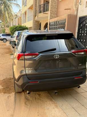 toyota rav 4 2020 image 12