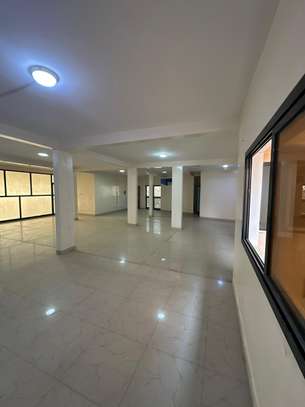 PLATEAUX À LOUER SUR LA VDN image 5