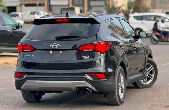 HYUNDAI SANTAFÉ AWD 2017 image 9
