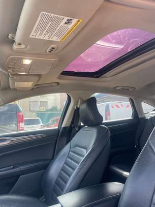 Ford Fusion Blanc Confort Performance Urbaine image 4