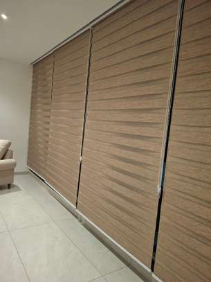 Store Salon A vendre image 2