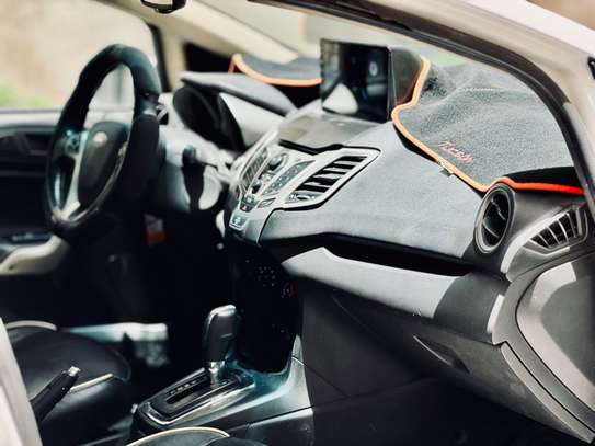 Ford fiesta 2016 image 5