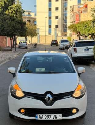 Renault image 8