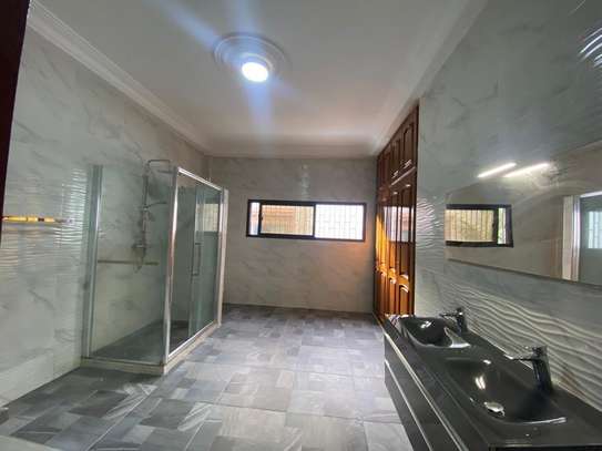 Magnifique villa à louer Almadies image 7