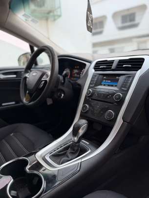 Ford fusion image 4