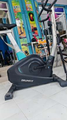 Drumfit vélo elliptique noir entraînement complet image 3