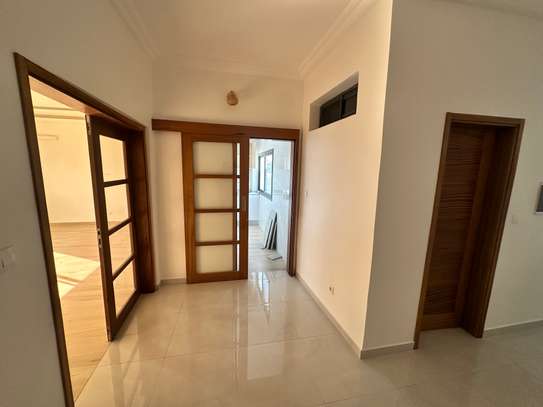 TRES BELLE APPARTEMENT À LOUÉ F4 T4 HANN MARISTE image 6