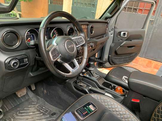 Jeep Wrangler 2023 image 3