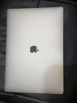 MacBook Pro 2019 2tera 16pouces image 3