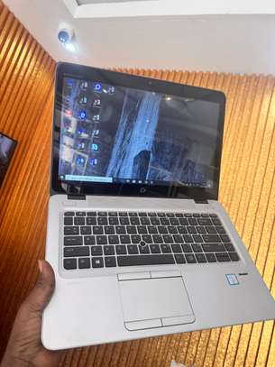 Hp Elitebook 840G4 / Tactil image 4