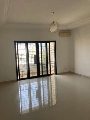 Appartement de 3 chambres a louer a mermoz image 3