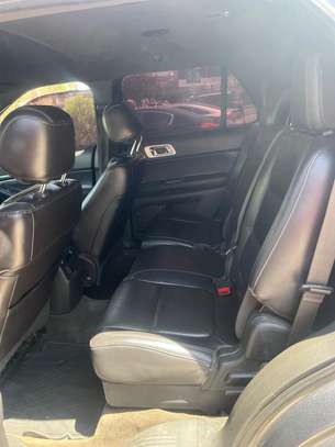 Ford explorer image 9
