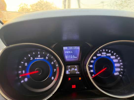 Hyundai Avante 2013 image 10